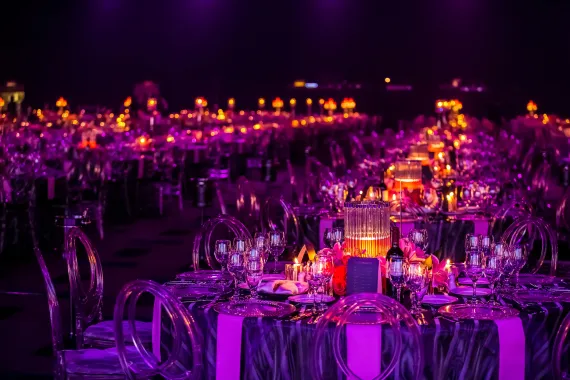 Gala table settings 