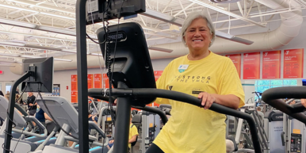 women on a stairclimber
